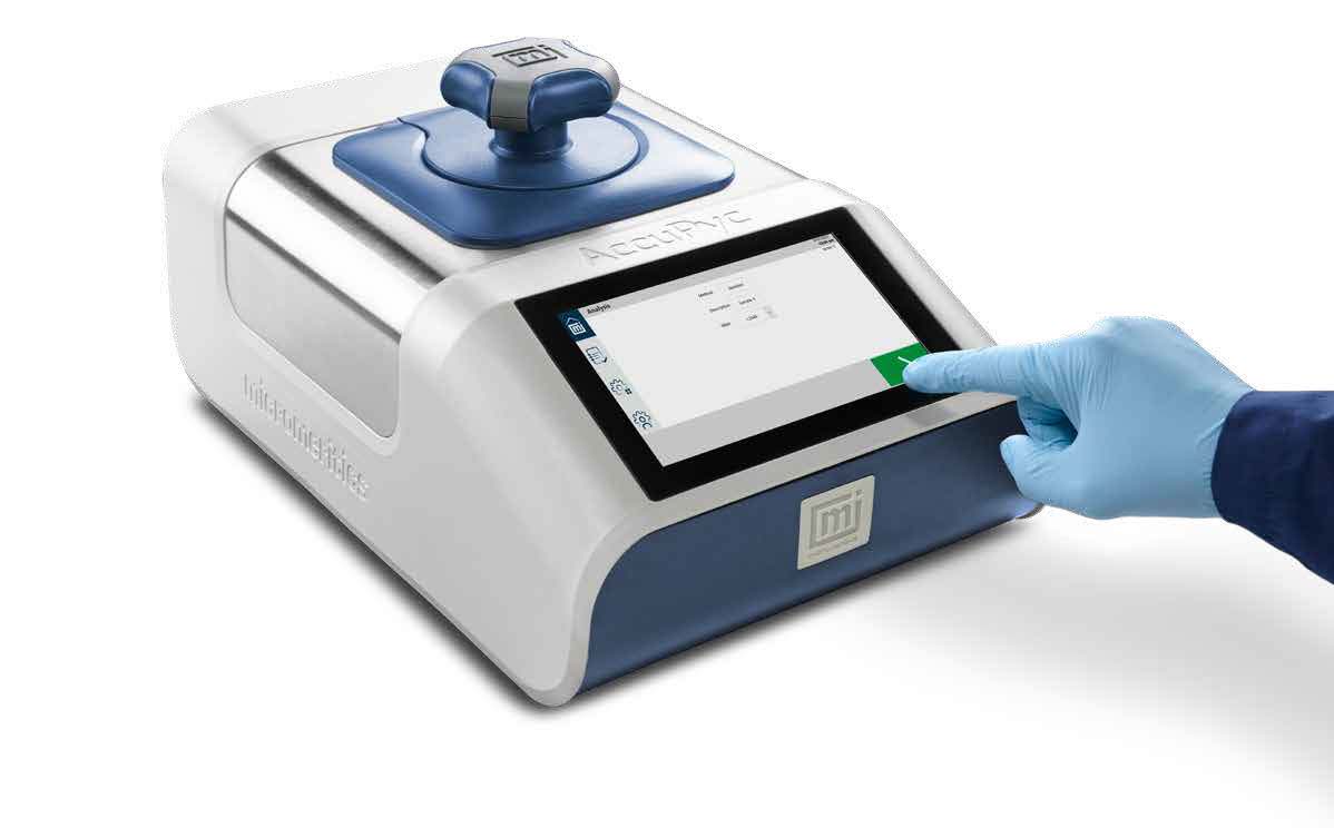 AccuPyc-2